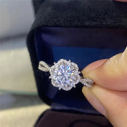 Bague Moissanite Queen